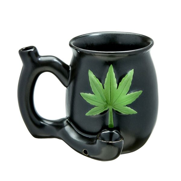 black matt mug with embossed green leaf – roast & toast