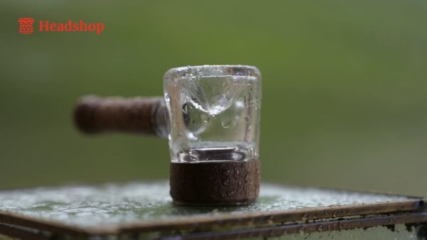Marley Natural Glass & Walnut Spoon Pipe - Image 5