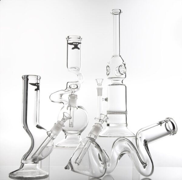 Solid Glass 14in Stand Up Sit Down Bong - Image 8